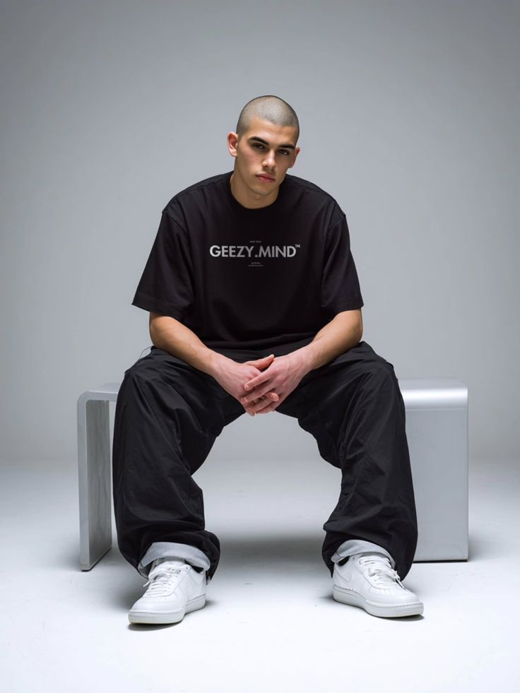 SALE_unser_Basic_Shirt____Sale_basics_shirts_Kollektion_oversized_shooting_mindset_motivation_geezymind_gedanken_Zitate.jpg
