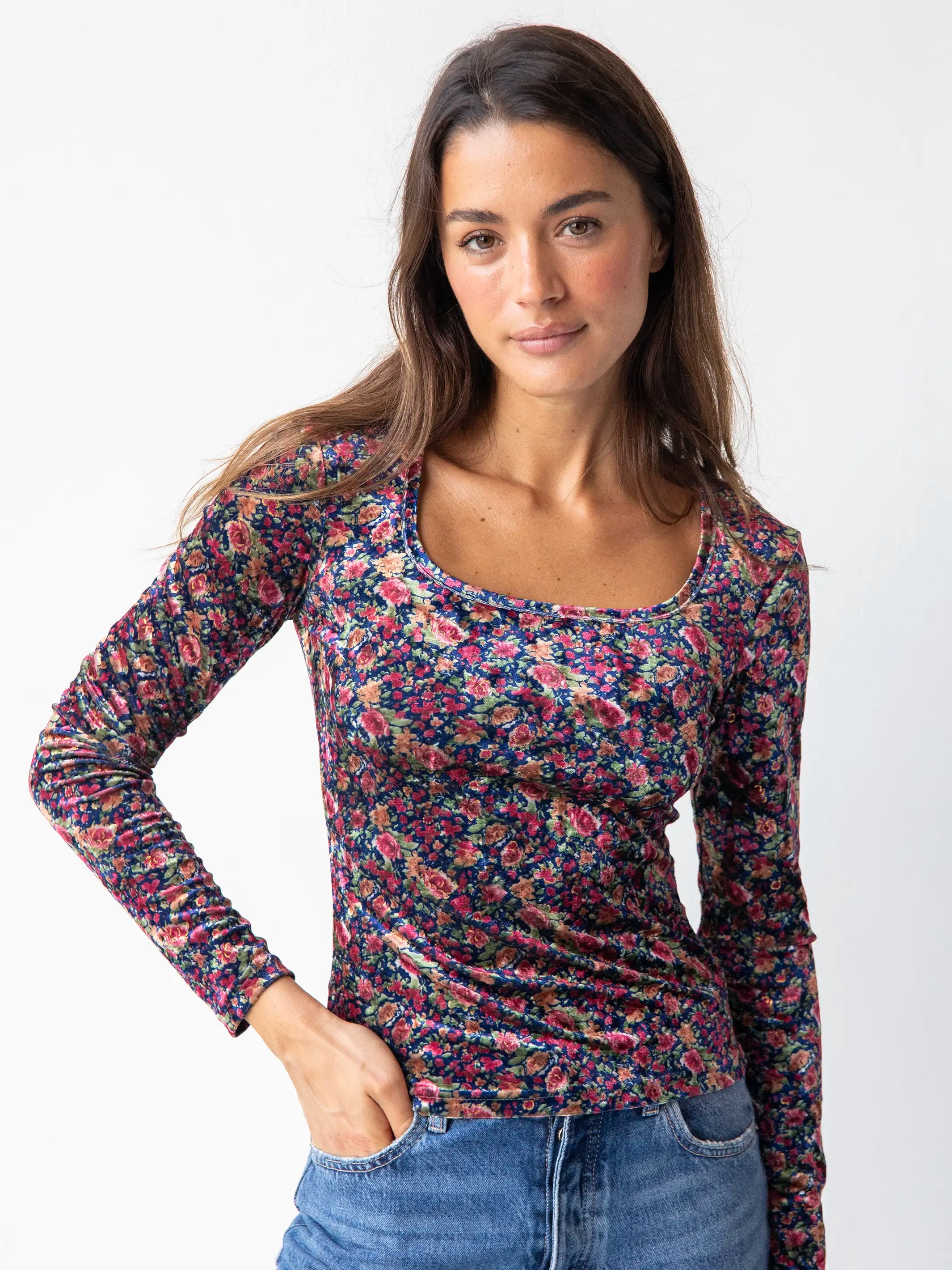 Final Sale Danielle Square Neck Velvet Top - Navy Pink Roses