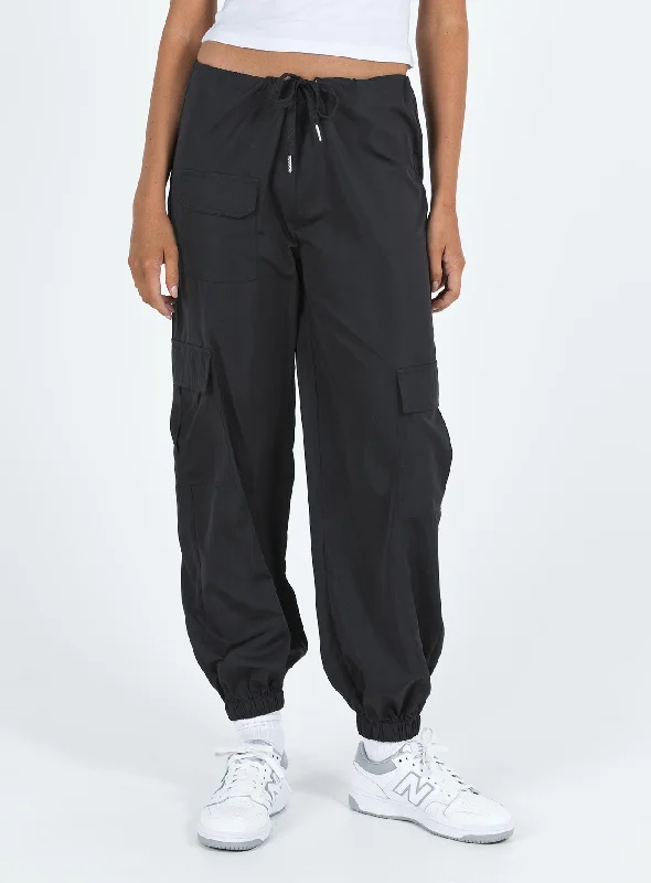 Seasonal Sale Grattidge Cargo Pants Black