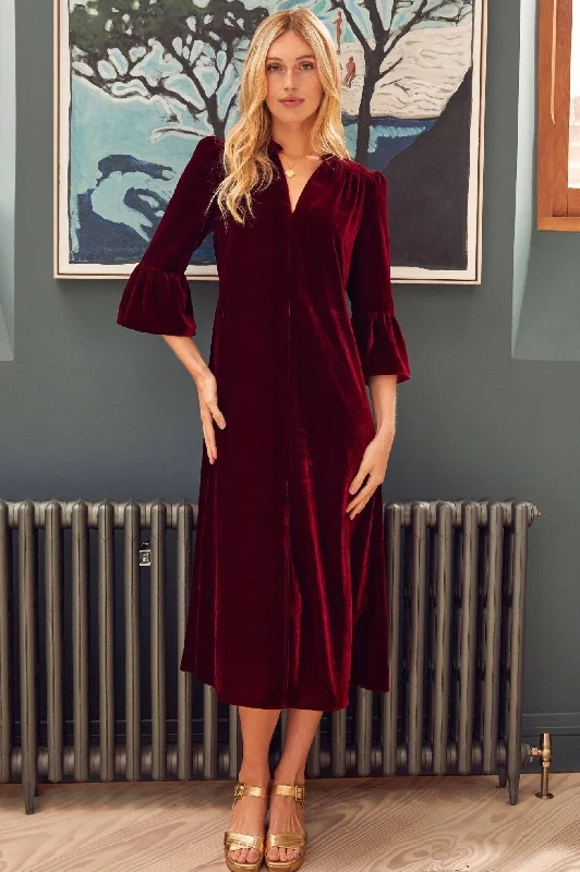 Elegant Simplicity Wardrobe Astrid Velvet Dress | Ruby