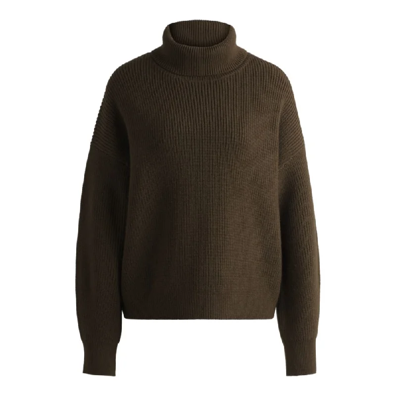 Cutting Edge Fashion Ribbed rollneck sweater in wool