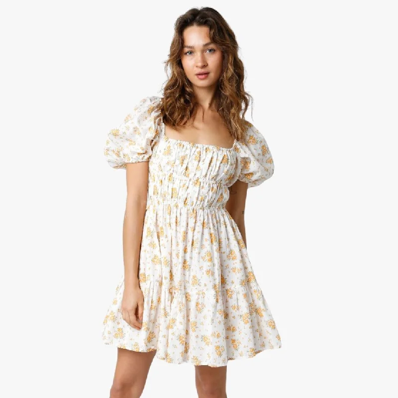 Casual and Comfortable Outfits Hadley Dress (White Marigold)