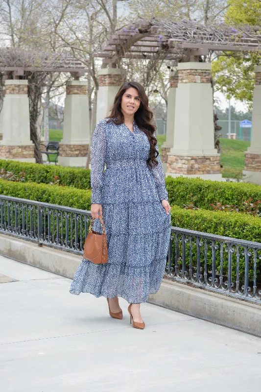 Effortless Chic Apparel Etta Navy Maxi Dress