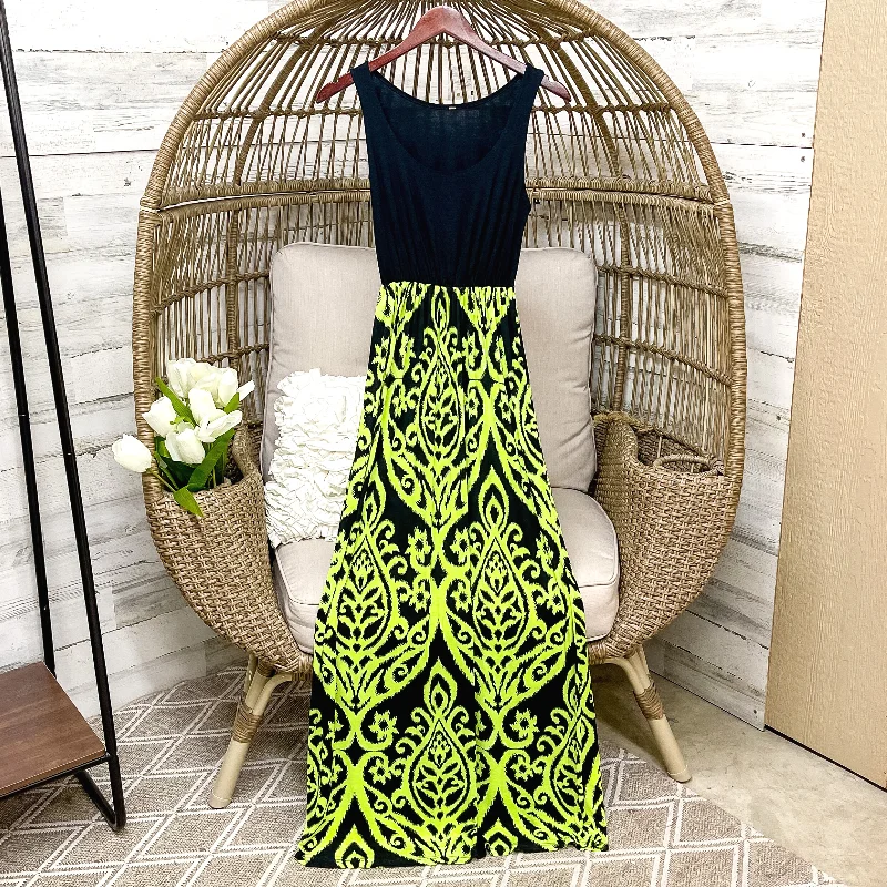 Sophisticated Fashion Last Chance Size Medium | Black Tank Maxi Dress in Black and Neon Green Damask Print