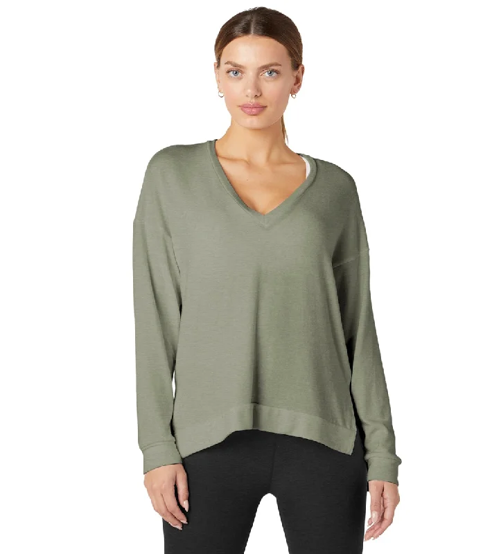 Limited Time Offer Beyond Yoga Long Weekend Pullover Grey Sage