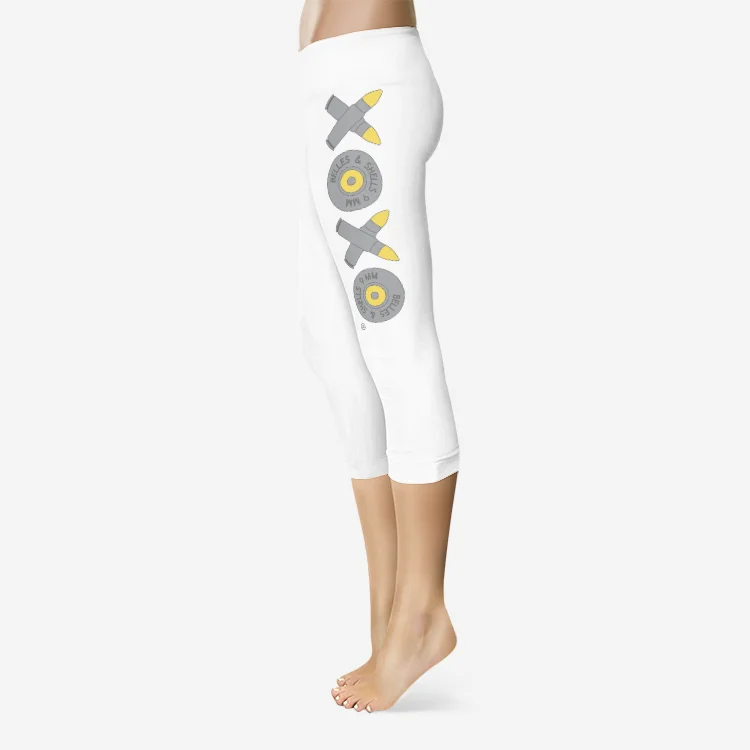 Plus Size Women Wear Belles & Shells Capri Leggings