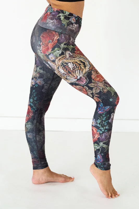 Best Online Boutiques Eye of the Tiger Legging | Cabernet