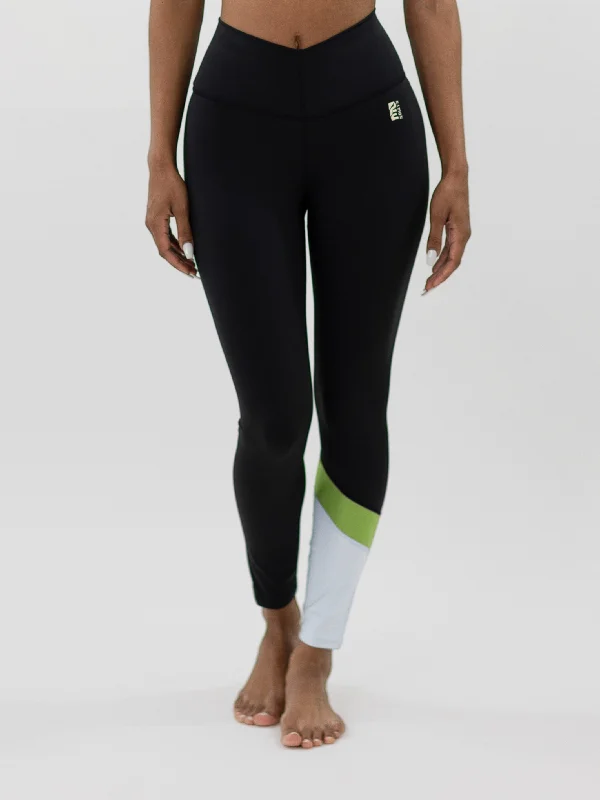 Trendy Street Style Attire PE Nation Sprint Time Legging