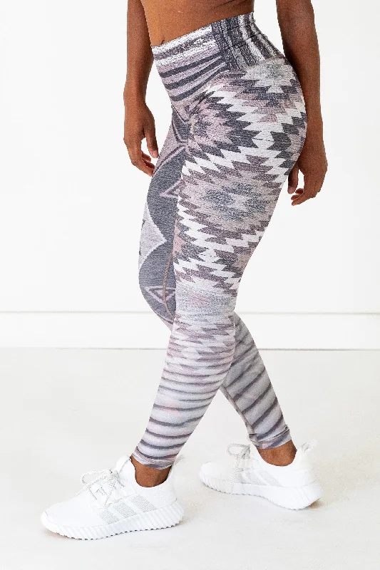 Elegant Clothing Traveler  Legging | Amethyst